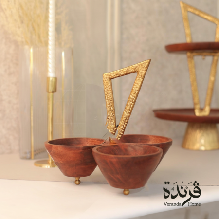 مضيفة ثلاثية خشب مع حامل معدني هندي