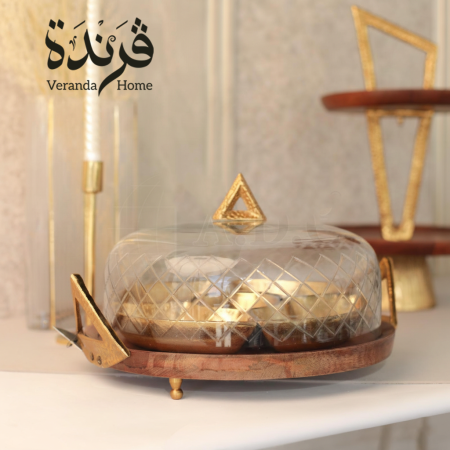 قالب كيك زجاج مع صحون معدن هندي