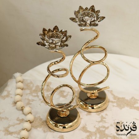 طقم شمعدان معدني ذهبي (قطعتان) بتصميم زهرة اللوتس كريستال.