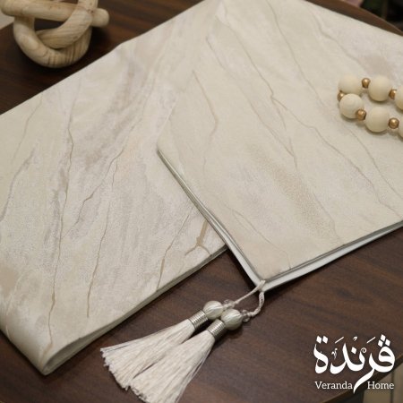 رنر طاولة بلون بيج فاتح بنقشة رخامية ناعمة 210 سم