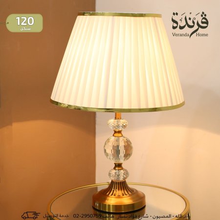 اضاءة طاولة مع كرات كريستال