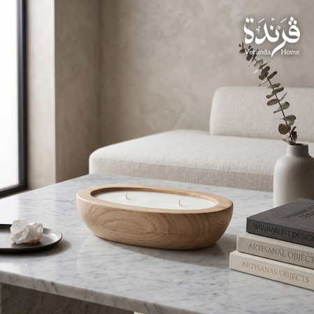 شمع عطري مع وعاء خشبي