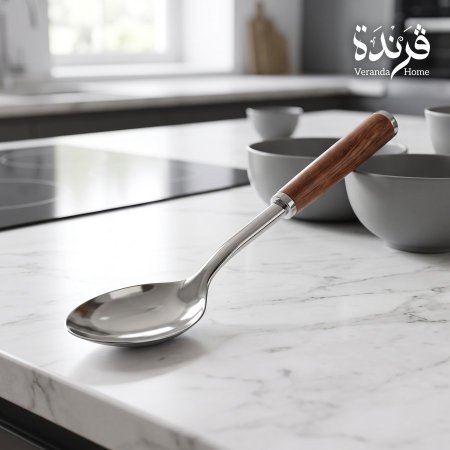 معلقة طبخ ستانلس مع مقبض خشبي
