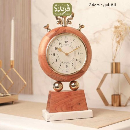 ساعة مع ستاند خشب هندي